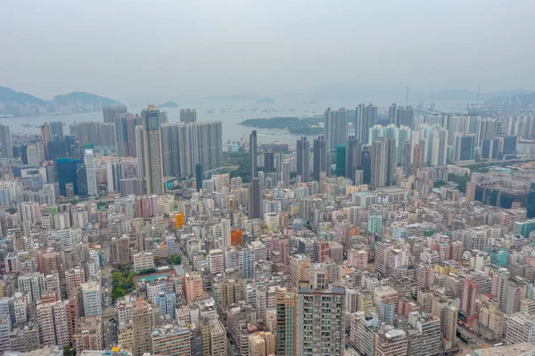 7 Mayıs 2021, Sham Shui Po 'nun batısındaki Kowloon şehri.