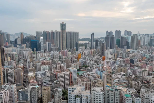 9 Mayıs 2022 Sham Shui Po 'nun batısında bir Kowloon şehri.