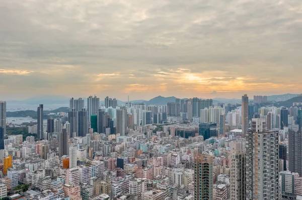 9 Mayıs 2022 Sham Shui Po 'nun batısında bir Kowloon şehri.