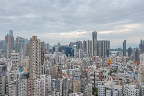 9 Mayıs 2022 Sham Shui Po 'nun batısında bir Kowloon şehri.