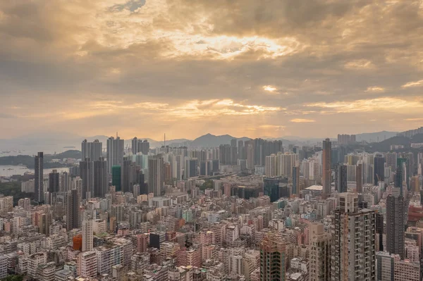 9 Mayıs 2022 Sham Shui Po 'nun batısında bir Kowloon şehri.