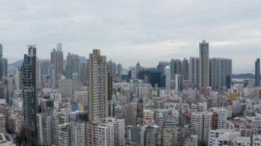 9 Mayıs 2022 Kowloon Yarımadası 'nın güneyindeki bir şehir manzarası.