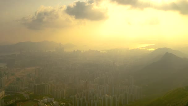 2019年10月5日日落时分的香港九龙山顶 — 图库视频影像