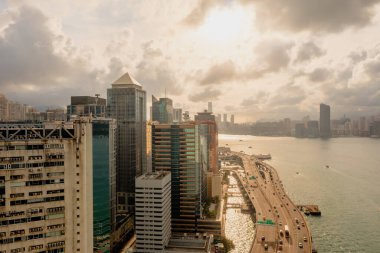 28 Mayıs 2022. Hong Kong 'daki Ada Doğu Koridoru.