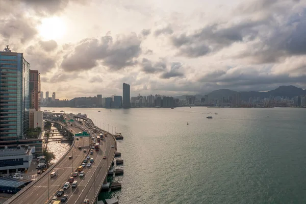 28 Mayıs 2022. Hong Kong 'daki Ada Doğu Koridoru.