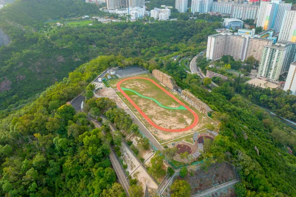 Toukokuu 2022 Maisema Kwun Tong Reservoir Leikkikenttä — kuvapankkivalokuva