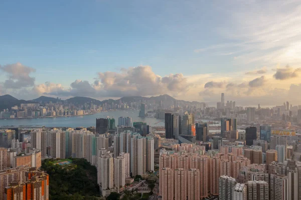 29 Mayıs 2022 Lok Wah Malikânesi, Kwun Tong 'daki umumi apartman bloğu.