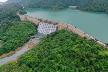 12 Haziran 2022 Tai Tam Tuk Barajı, Yağmur yağdıktan sonra sel boşaltımı