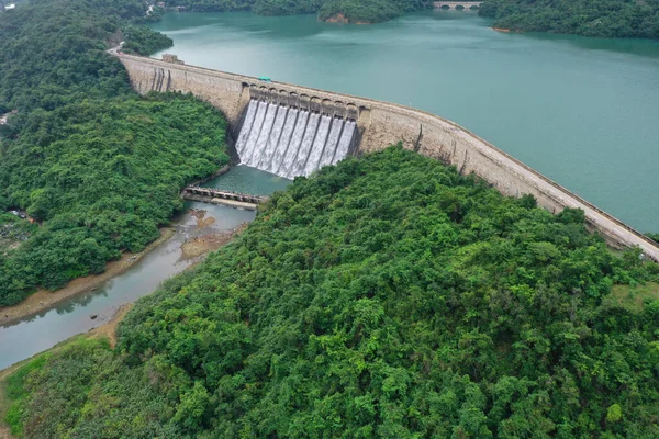June 2022 Tai Tam Tuk Reservoir Flood Discharge Raining — Stock Photo, Image
