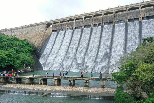 Juni 2022 Tai Tam Tuk Reservoir Vloed Lozing Regen — Stockfoto