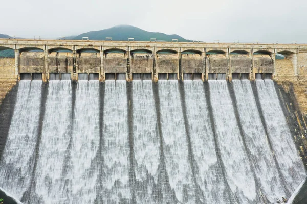 Juni 2022 Tai Tam Tuk Reservoir Vloed Lozing Regen — Stockfoto
