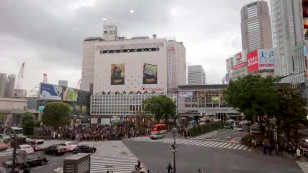 Nisan 2016 Yıl Boyunca Bir Sürü Insan Gelip Gidiyor Shibuya — Stok video