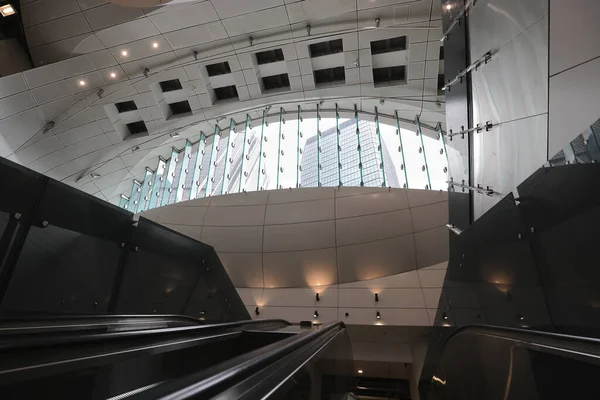 Ιουνίου 2022 Ομάδα Του Escalator Στο Σταθμό Admiralty Χονγκ Κονγκ — Φωτογραφία Αρχείου