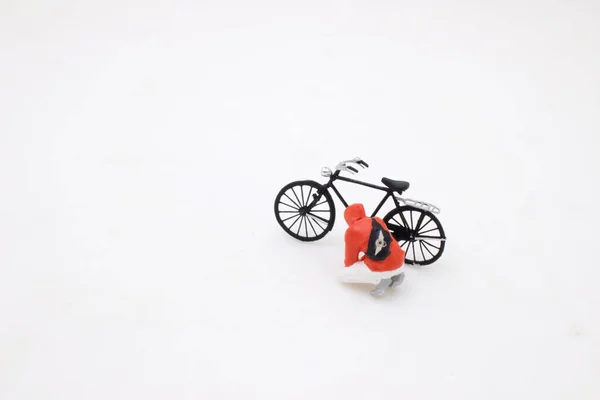 Mini Figura Juguetes Con Mini Bicicleta — Foto de Stock