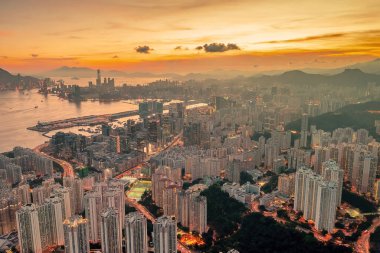 1 Mayıs 2022 Kwun Tong, Victoria Limanı, Hong Kong