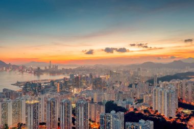 1 Mayıs 2022 Kwun Tong, Victoria Limanı, Hong Kong