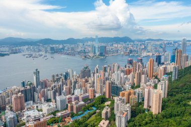 1 Mayıs 2022 Victoria Limanı, Hong Kong Adası 'nın batı tarafından görünüyor.