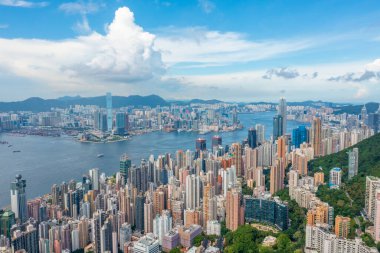 1 Mayıs 2022 Victoria Limanı, Hong Kong Adası 'nın batı tarafından görünüyor.