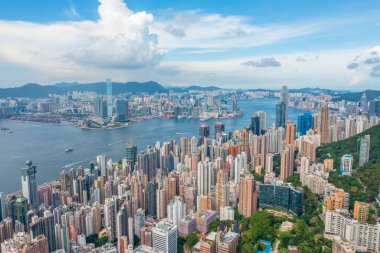 1 Mayıs 2022 Victoria Limanı, Hong Kong Adası 'nın batı tarafından görünüyor.