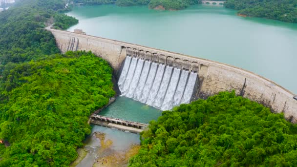 Junio 2022 Tai Tam Tuk Embalse Descarga Inundación Después Lluvia — Vídeos de Stock