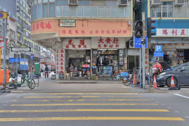 3 Temmuz 2022 'de To Kwa Wan, Hong Kong' daki garajda. 