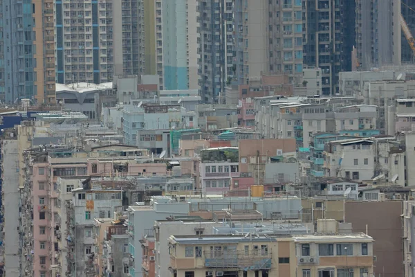 July 2022 Tong Lau Cramped Housing Kowloon Downtown — Photo