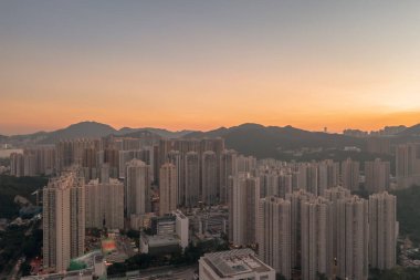 1 Mayıs 2022 Hong Kong 'daki TKO bölgesinin Alacakaranlığı