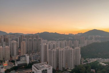 1 Mayıs 2022 Hong Kong 'daki TKO bölgesinin Alacakaranlığı