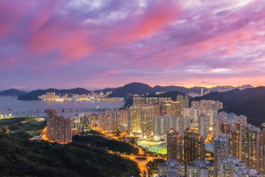 10 Mayıs 2022, Hong Kong 'daki TKO bölgesinin Alacakaranlığı.