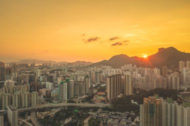 3 Mayıs 2022. Lion Rock, Hong Kong yakınlarındaki yerleşim bölgesi.