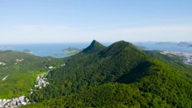 the peak of Miu Tsai Tun, at sai kung