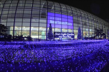 20 Dec 2011 Lights up Christmas fair Shatin town plaza