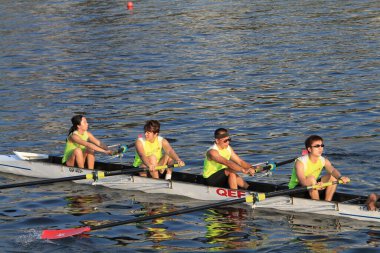 5 Nov 2011  team rowing to the at Shek Mun, hk