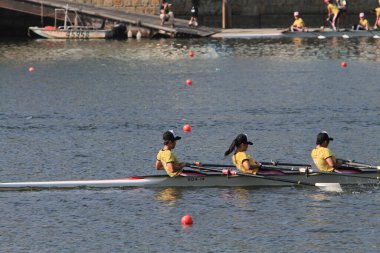 5 Nov 2011  team rowing to the at Shek Mun, hk