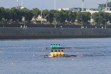 5 Nov 2011  team rowing to the at Shek Mun, hk