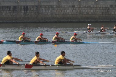5 Nov 2011  team rowing to the at Shek Mun, hk