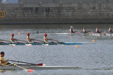 5 Nov 2011  team rowing to the at Shek Mun, hk