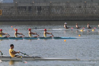 5 Nov 2011  team rowing to the at Shek Mun, hk