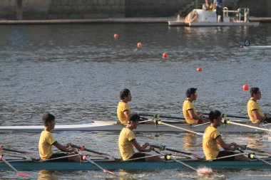 5 Nov 2011  team rowing to the at Shek Mun, hk