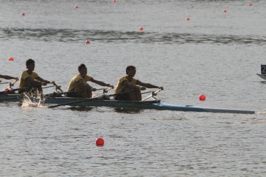 5 Nov 2011  team rowing to the at Shek Mun, hk