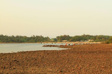 Ma On Shan is a new town along the eastern coast of Tolo Harbour