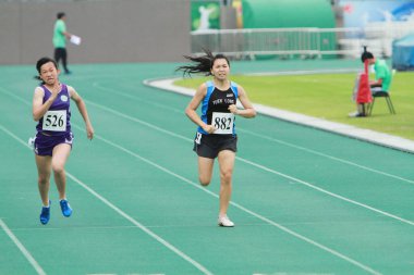 21 Mayıs 2011, Tseung Kwan O Sports Ground 'da koşucu