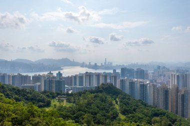 9 Mayıs 2022 Siyah tepe manzaralı Kowloon tarafından