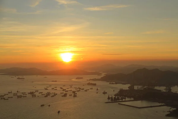 2011年8月14日香港ストーンカッターズ橋がストーンカッターズ島を結ぶ — ストック写真