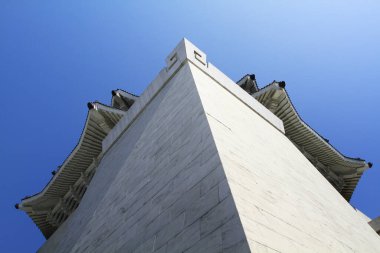 20 Nisan 2011 Tayvan Çin Tarihi Özgürlük Sarayı Taipei, Tayvan 'da Mavi Kapı Girişi.