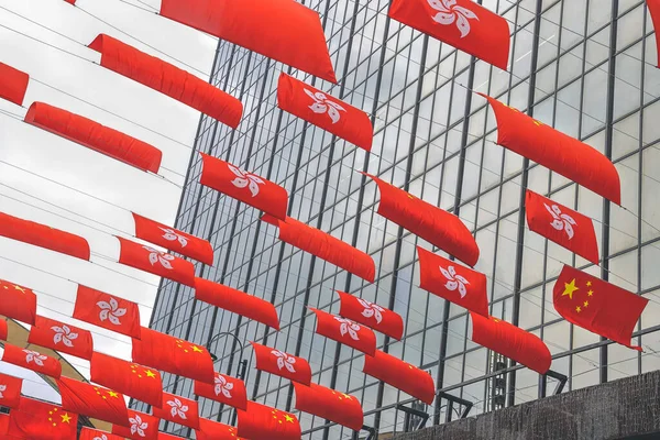 Oct 2022 Banderas Chinas Que Cuelgan Edificio — Foto de Stock
