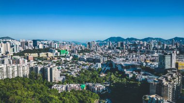 3 Mayıs 2022 'de Kowloon Tong' un doğusundaki Kowloon şehrinin manzarası.