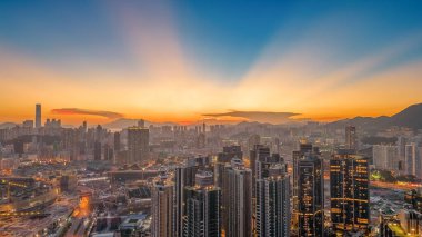 Kowloon, Hong Kong Alacakaranlığı 3 Mayıs 2022