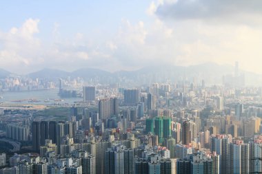 Sha Tin Geçidi 'nin aralığı, Kowloon manzarası 2 Temmuz 2011