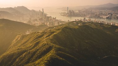 Victoria Limanı 'nın Quarry Bay HK' dan bakış açısı 1 Nisan 2022